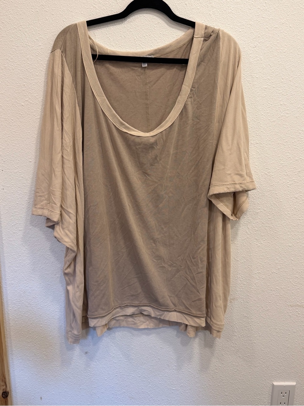 white birch Oversized Scoop Neck Short Sleeve Top - Taupe/Cream